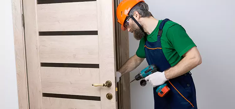Replace Internal Door Handle with Lock Macomb