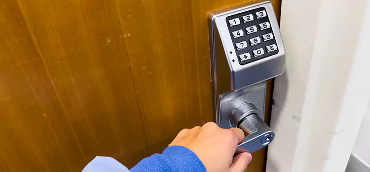 Why Choose Us for Your Keypad Lock Needs in Macomb, IL?